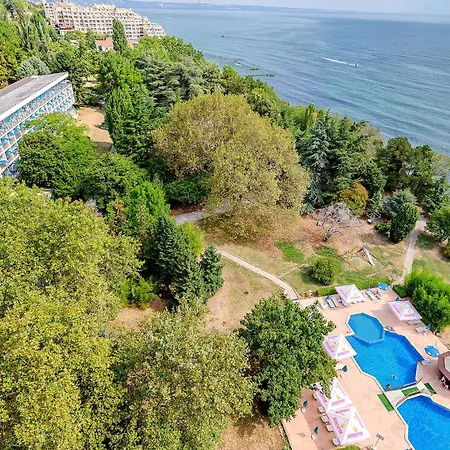 International House Of Journalists Отель Золотые Пески