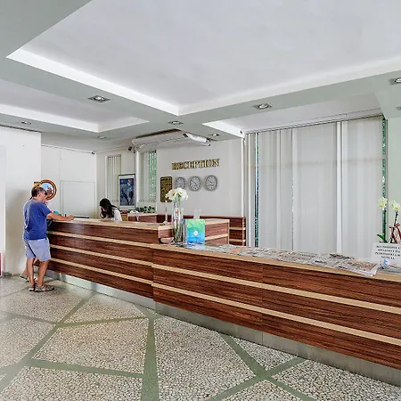 International House Of Journalists 3*