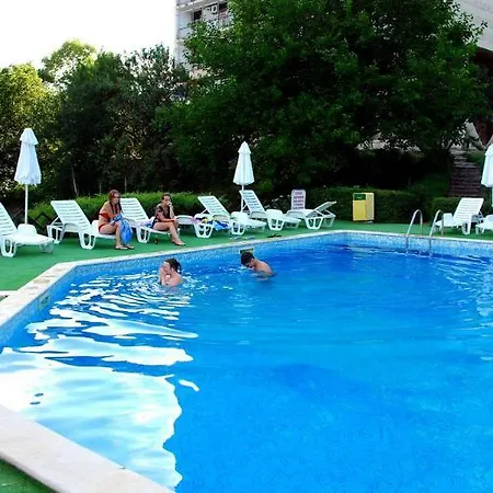 International House Of Journalists 3*