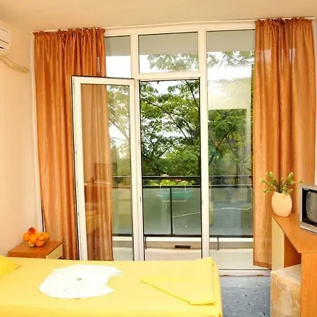 Отель International House Of Journalists 3*