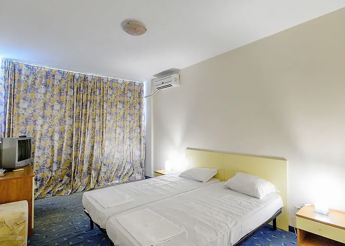 International House Of Journalists 3* גולדן סנדס